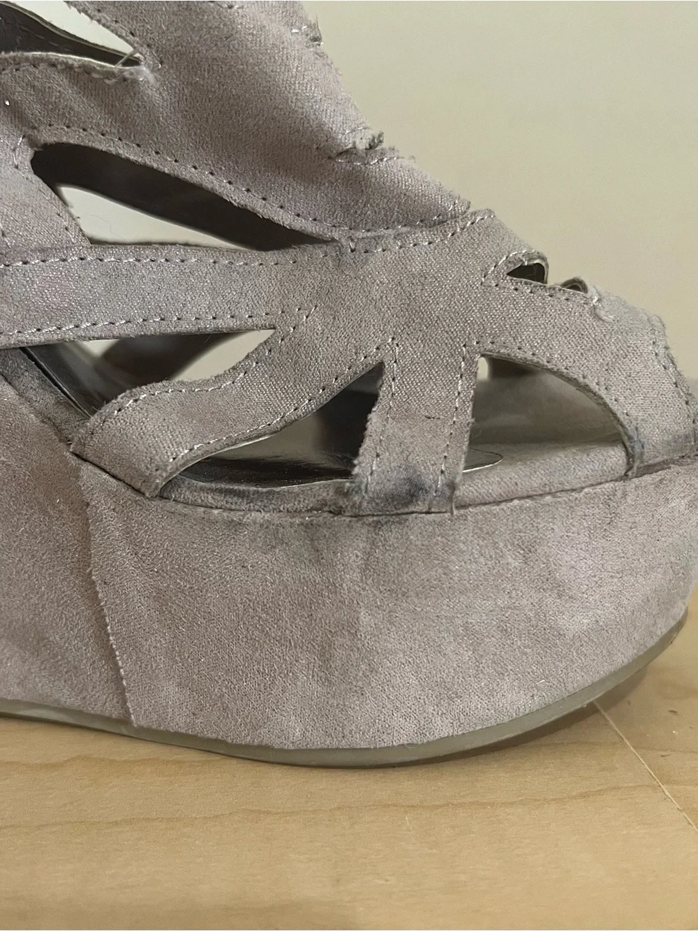 Madden Girl suede wedge